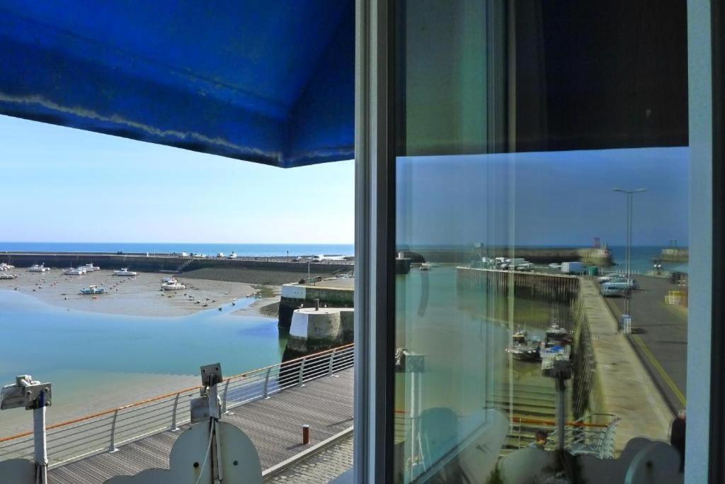 Le Grand Hotel De La Marine "Face A La Mer" Port-en-Bessin-Huppain Eksteriør bilde