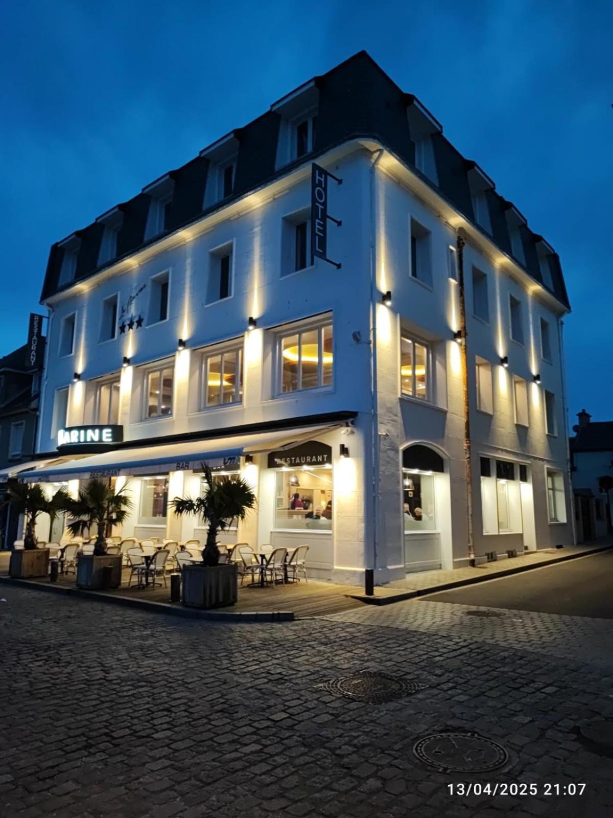 Le Grand Hotel De La Marine "Face A La Mer" Port-en-Bessin-Huppain Eksteriør bilde